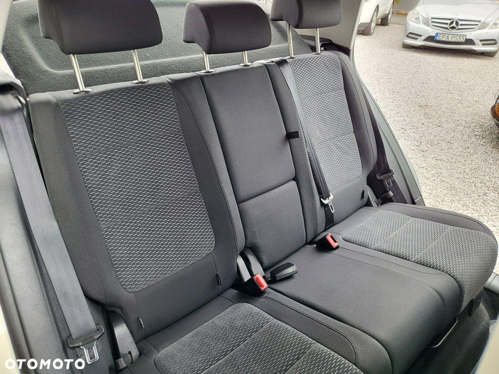 Volkswagen Golf Plus - 22