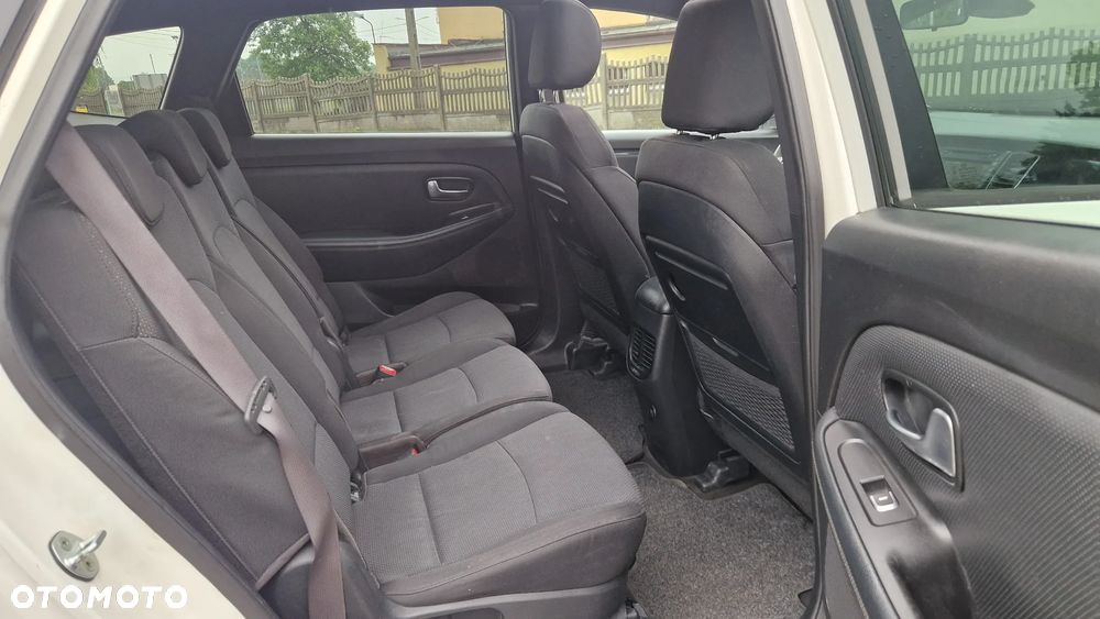 Kia Carens 1.6 GDI Edition 7 - 9