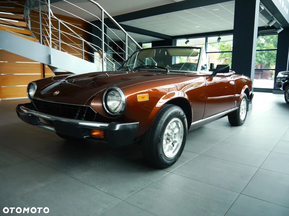 Fiat 124 Spider - 2