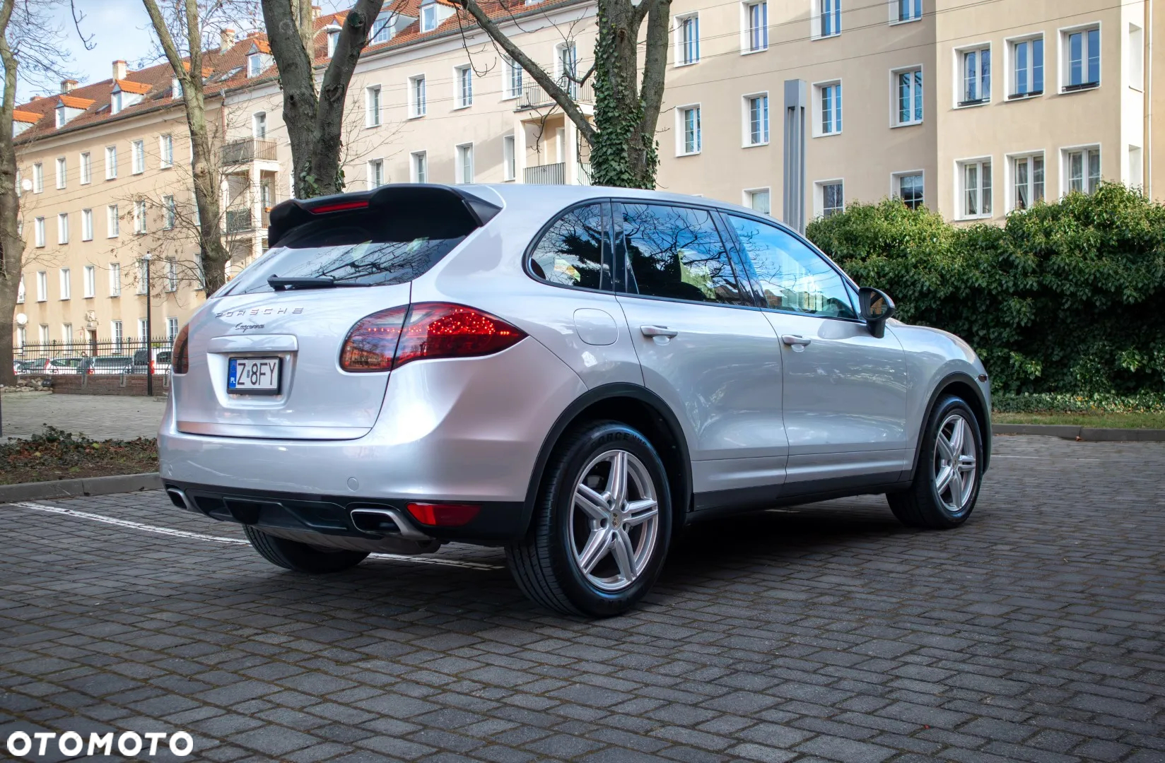 Porsche Cayenne - 6