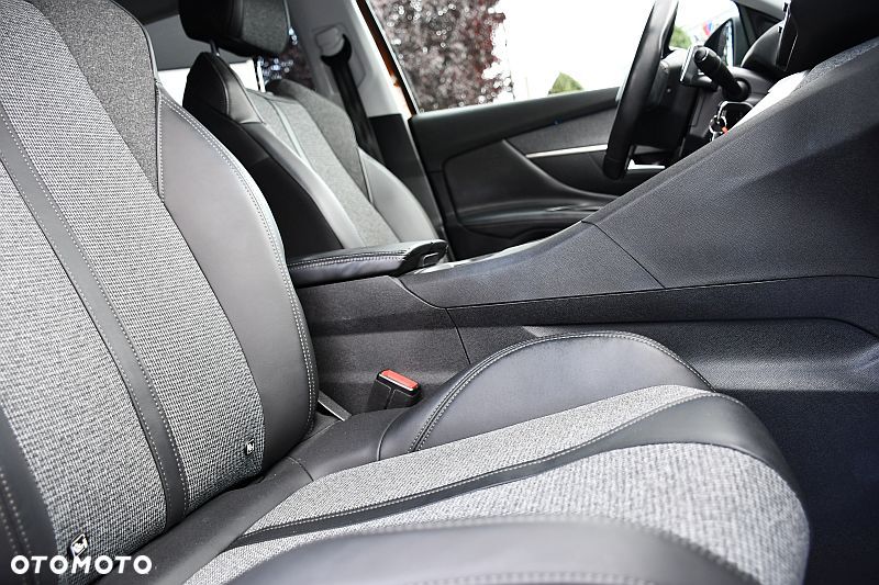Peugeot 3008 1.6 THP Allure S&S EAT6 - 25