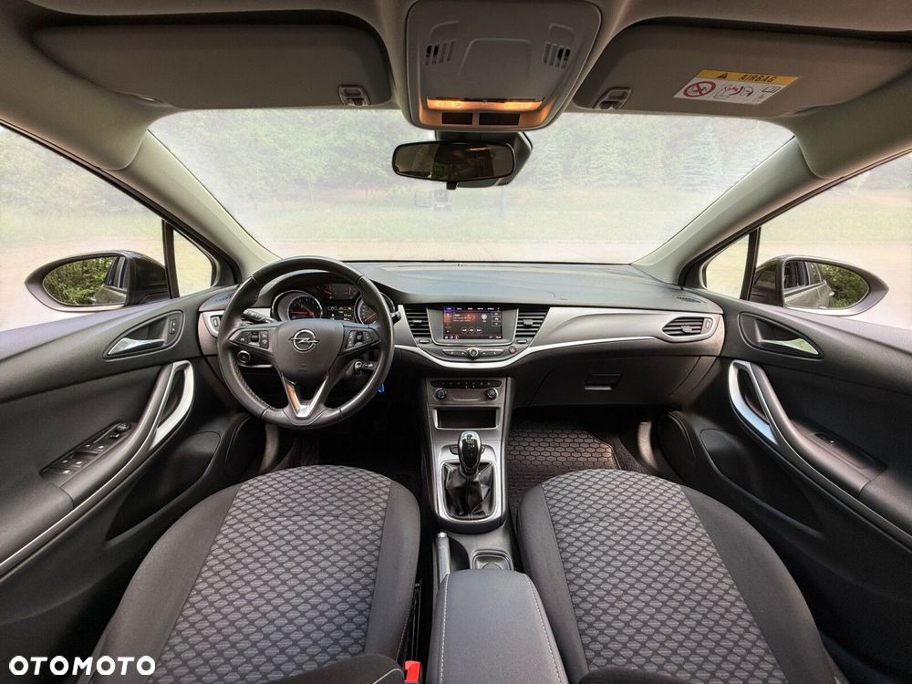 Opel Astra 1.2 T Edition S&S - 28