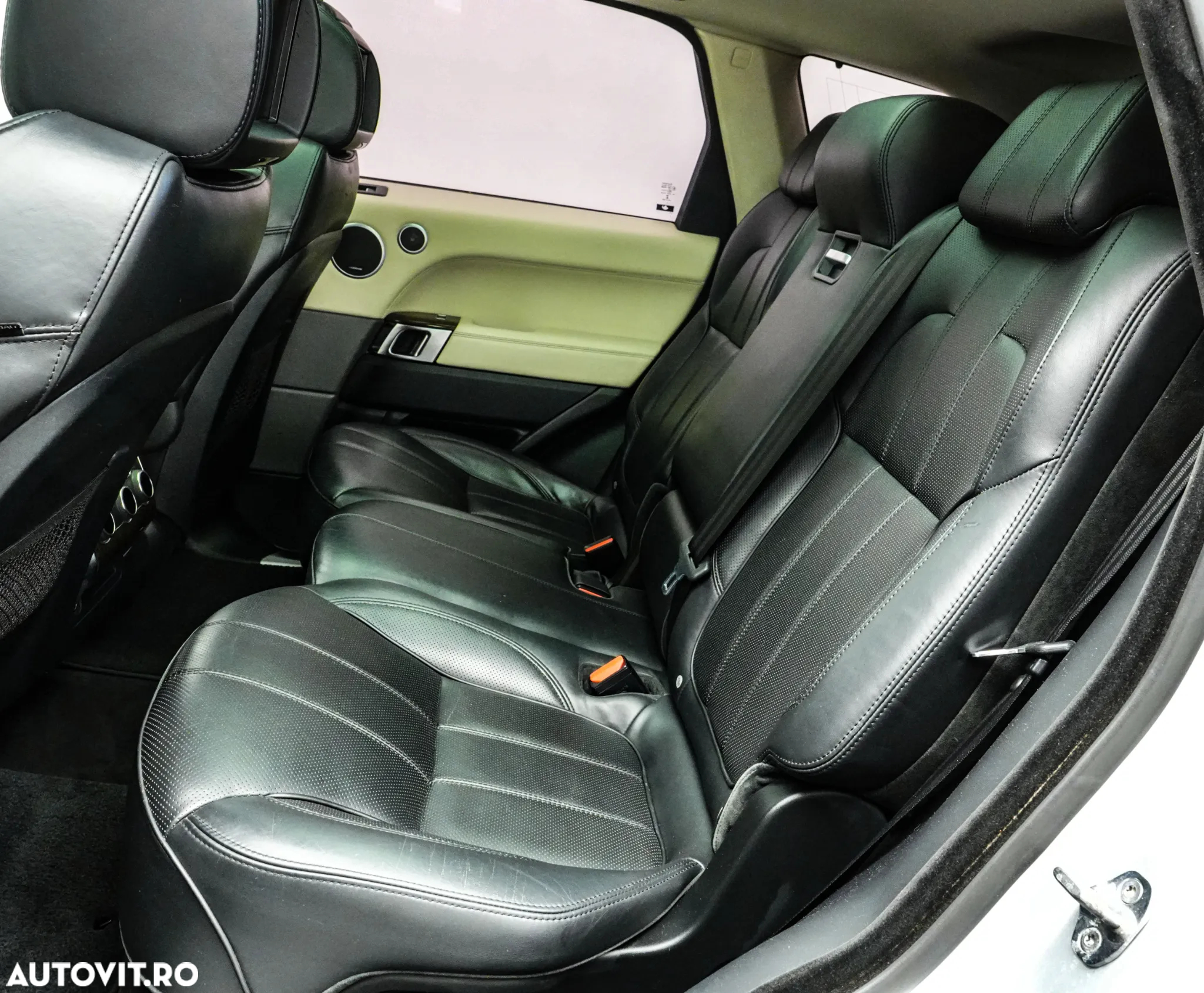 Land Rover Range Rover Sport 3.0 I SDV6 HSE Dynamic - 17