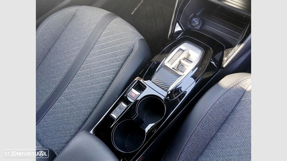 Peugeot e-2008 54 kWh Allure - 23