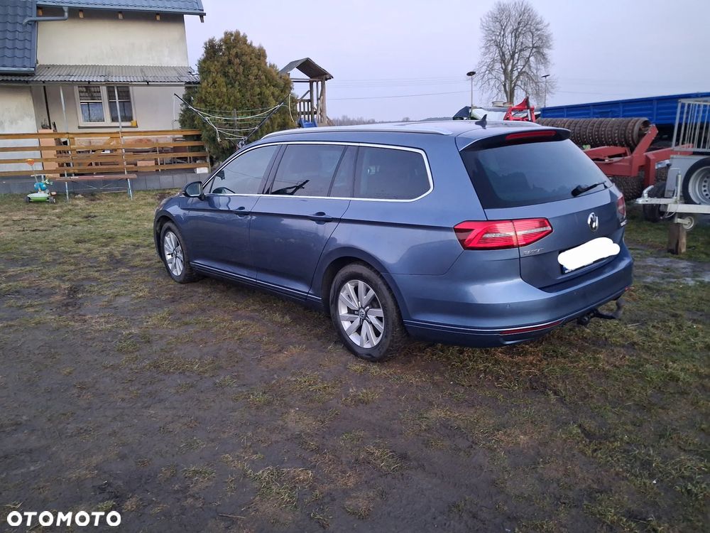 Volkswagen Passat 1.6 TDI BMT Comfortline - 5