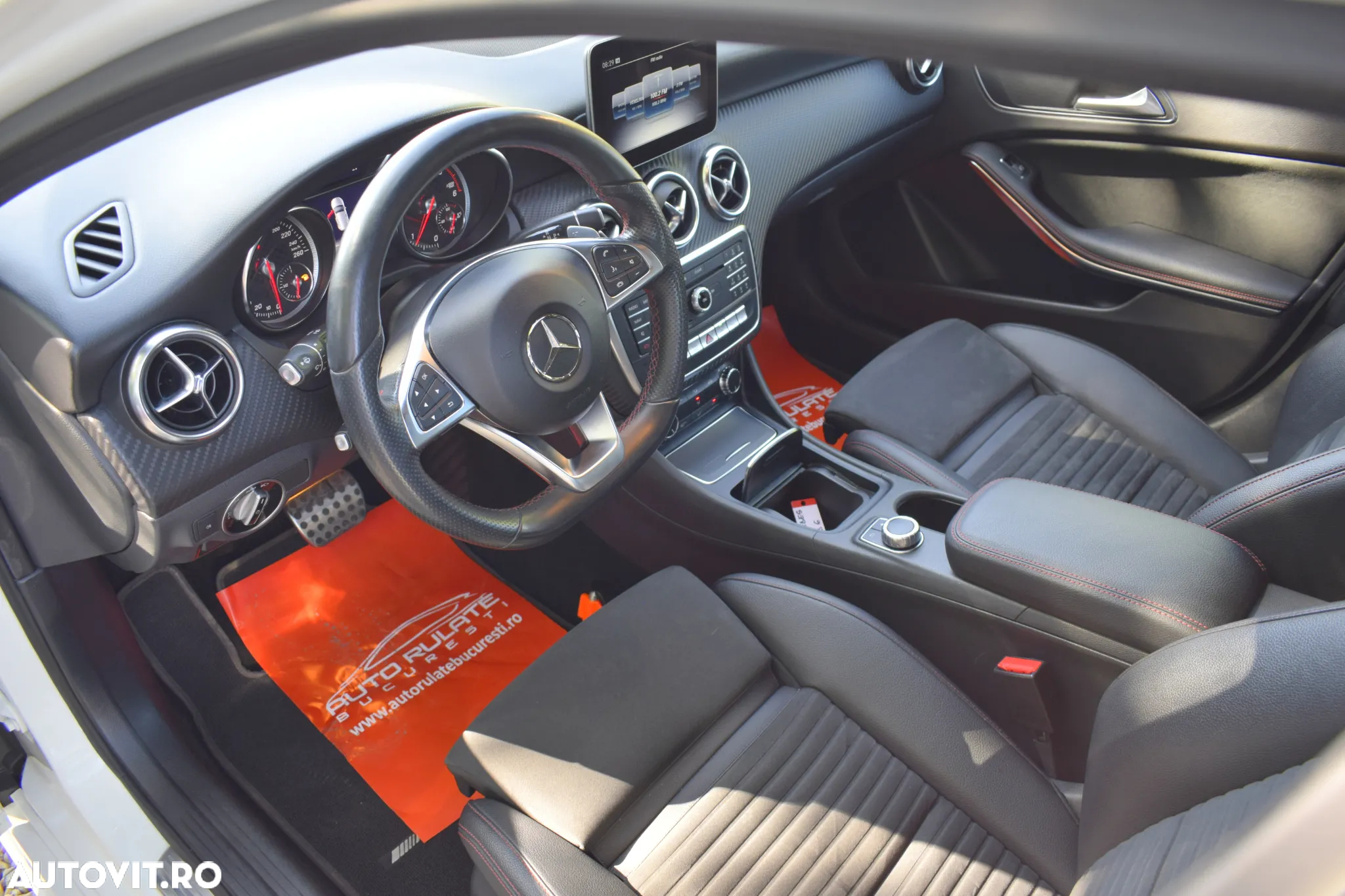 Mercedes-Benz A - 10