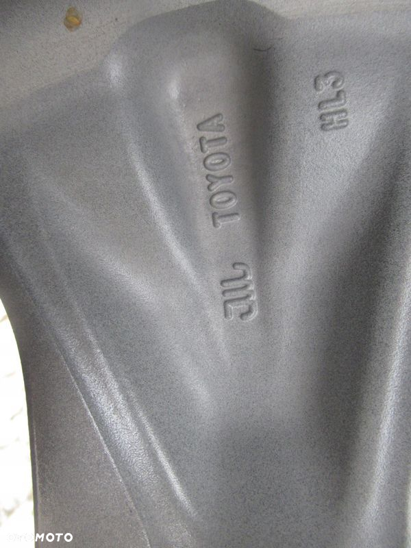 ALU+OPONY ZIMA R17 TOYOTA RAV-4 czujniki 7,5mm - 7