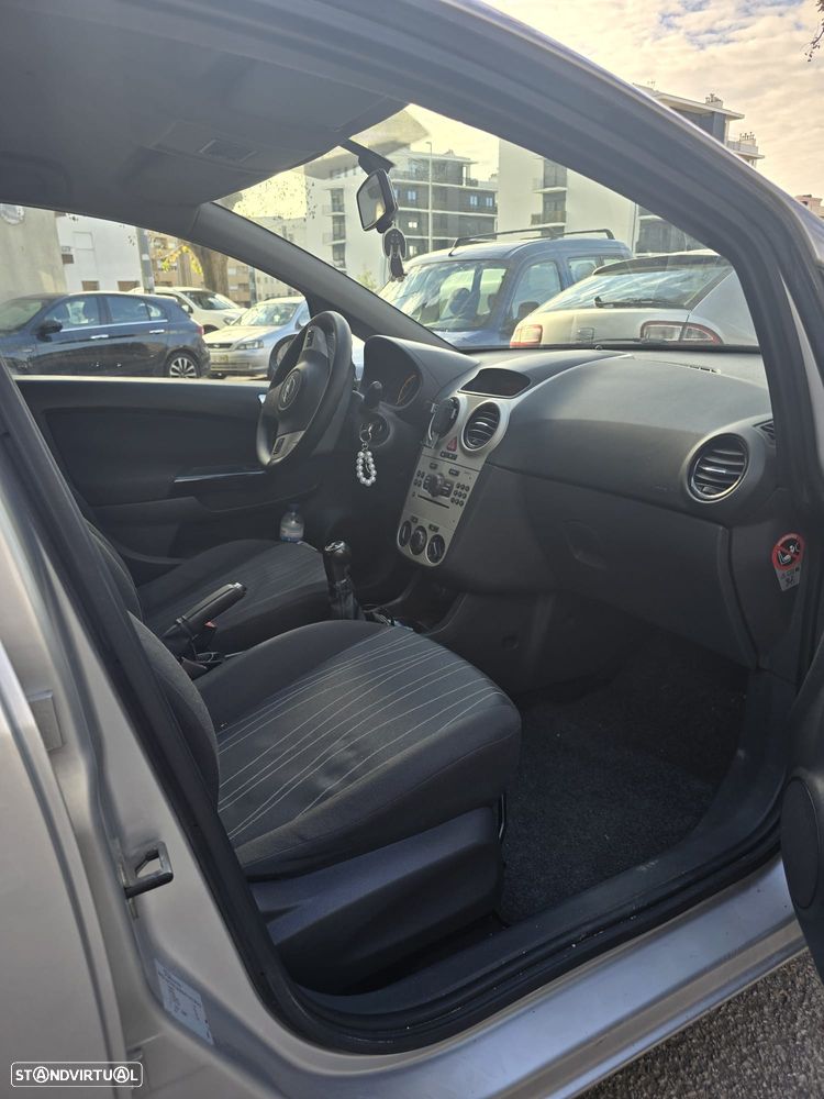 Opel Corsa 1.2 Enjoy - 7