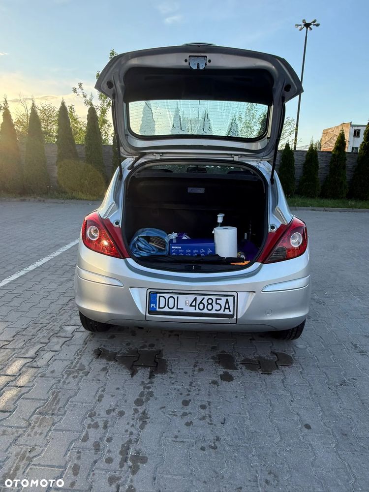 Opel Corsa - 19