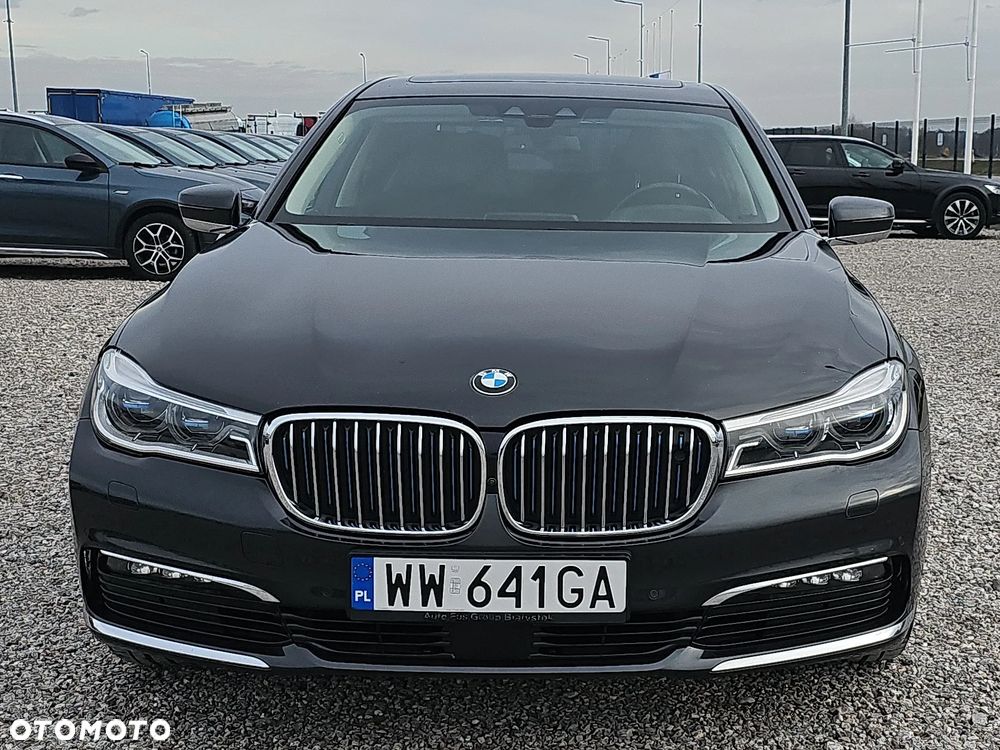 BMW Seria 7 740Le xDrive iPerformance - 2