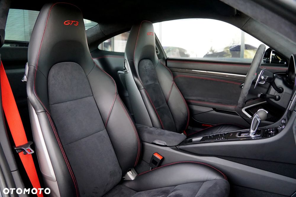 Porsche 911 GT3 - 35