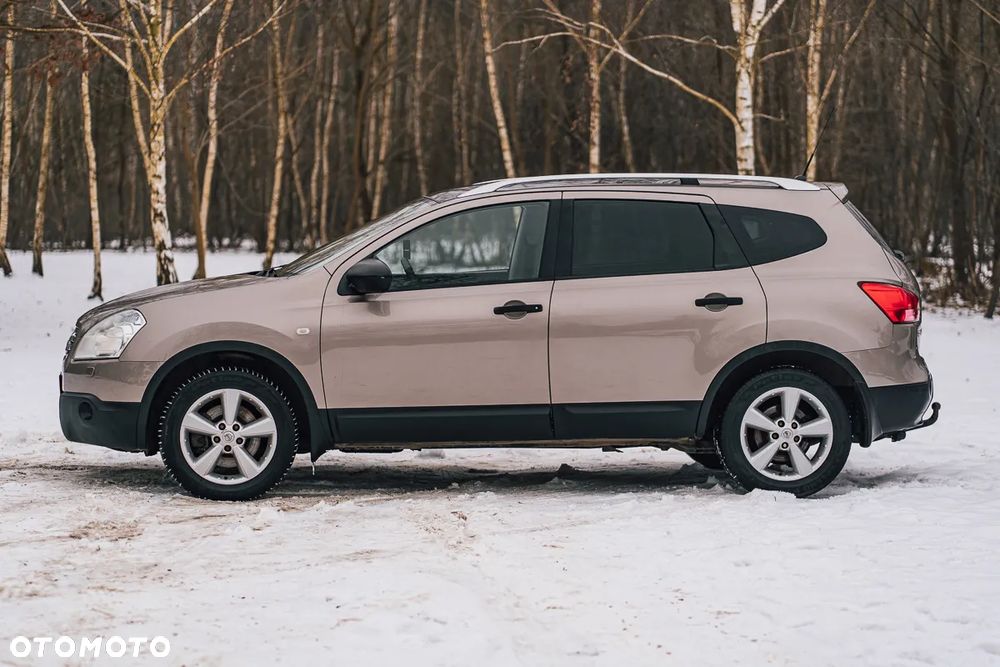 Nissan Qashqai+2 2.0 dCi DPF acenta - 4