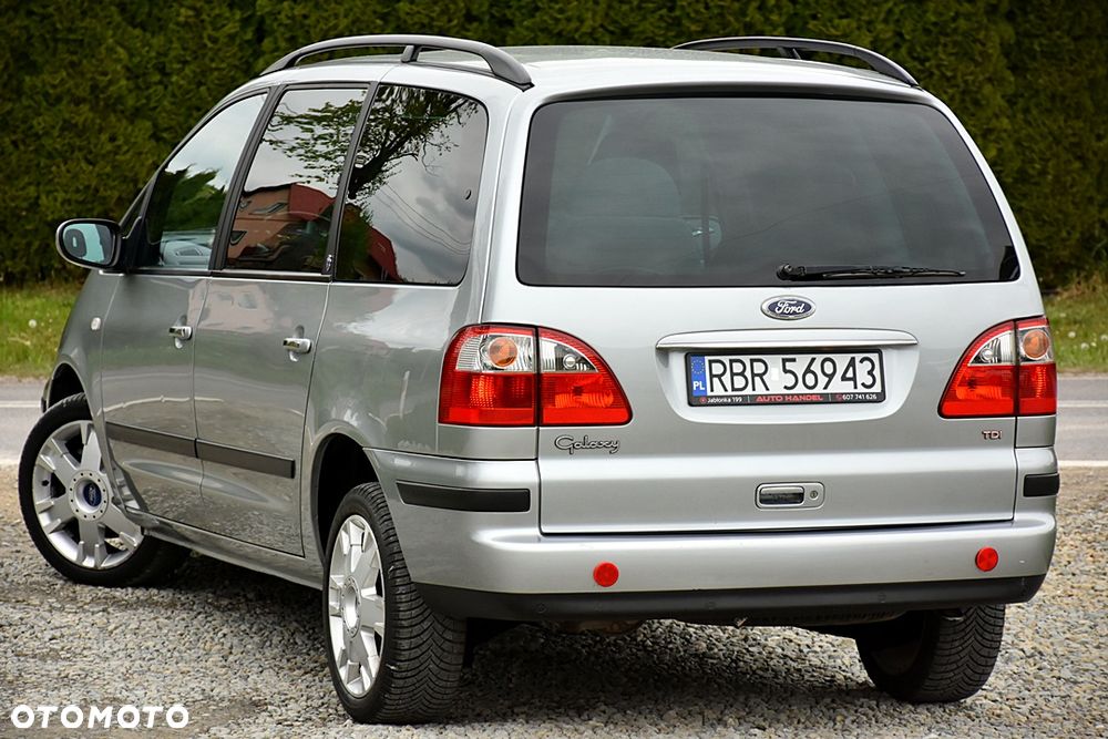 Ford Galaxy TDI Ghia - 4