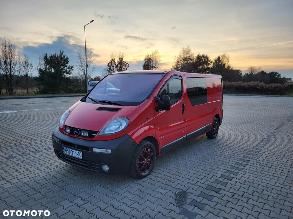 Opel Vivaro - 1