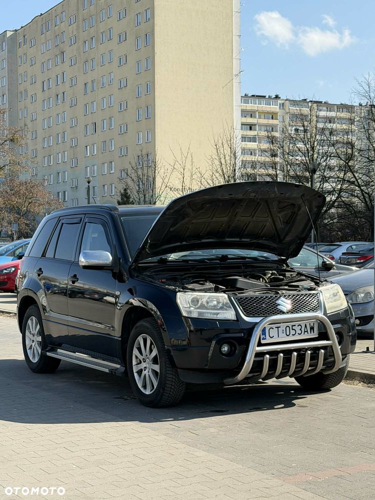 Suzuki Grand Vitara 2.0 - 1