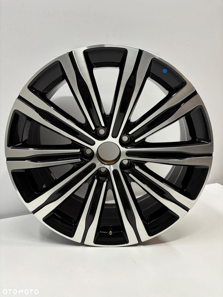 BYD SEALION 7 Felga aluminiowa 20" 8.0J 5x120 ET40 UKEB-3101010B - 3