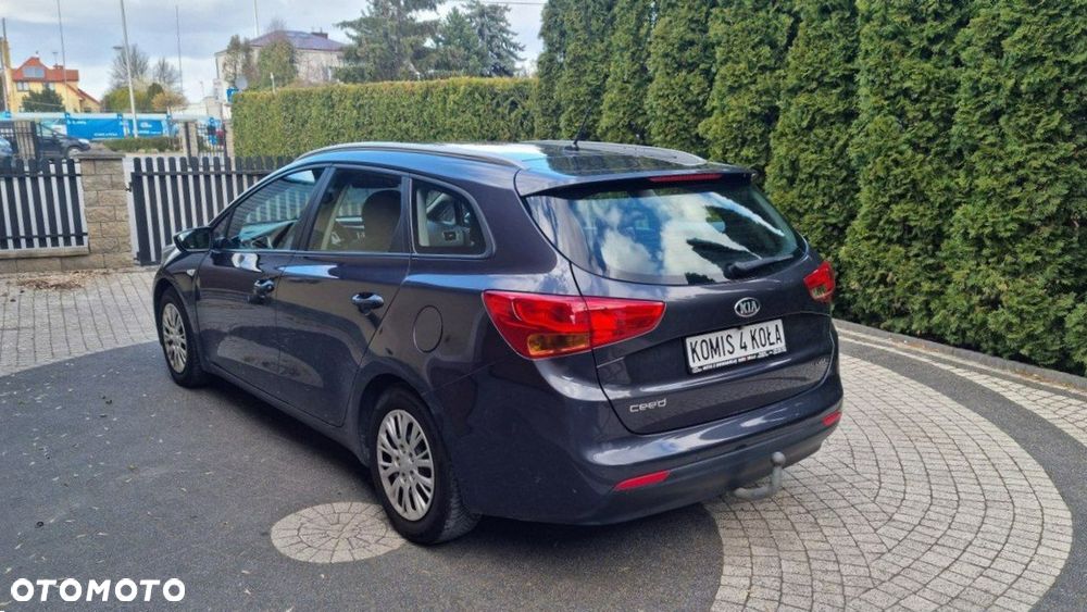 Kia Ceed - 5