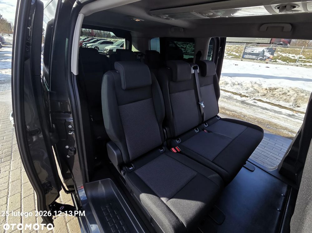 Peugeot Traveller 2.2 BlueHDi Long Business EAT8 - 20