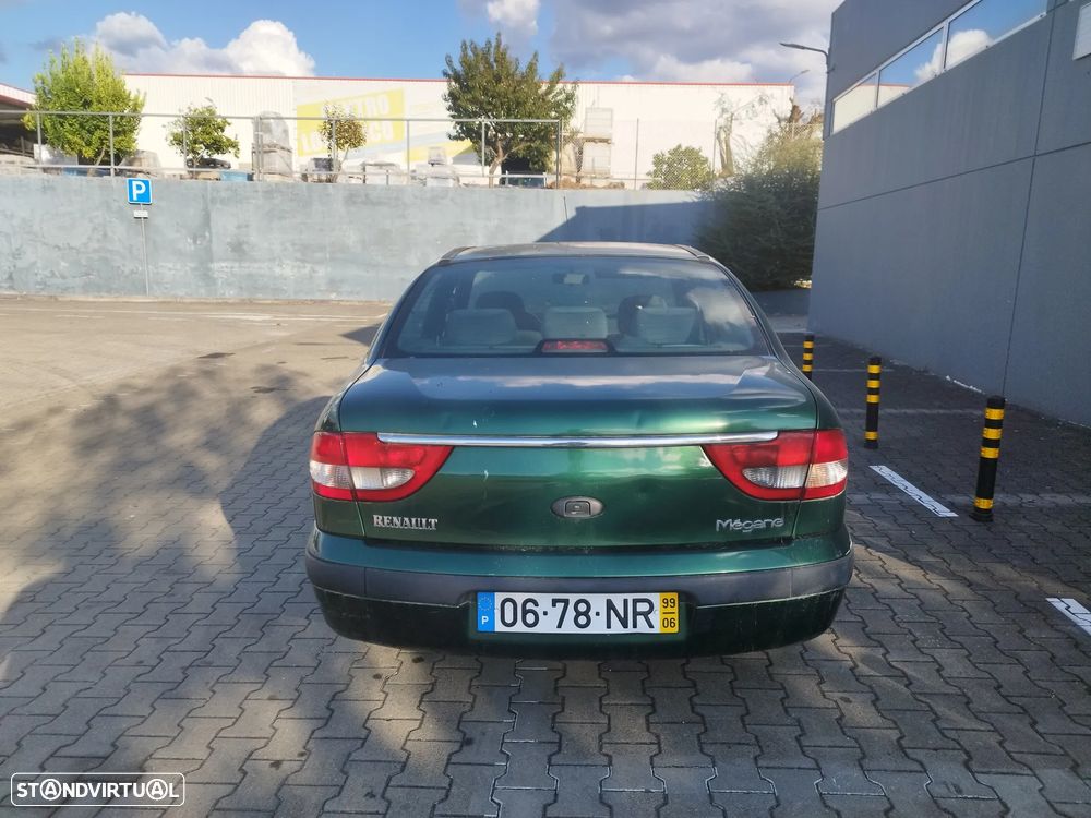 Renault Mégane Classic 1.9 dTI RXE AC - 1