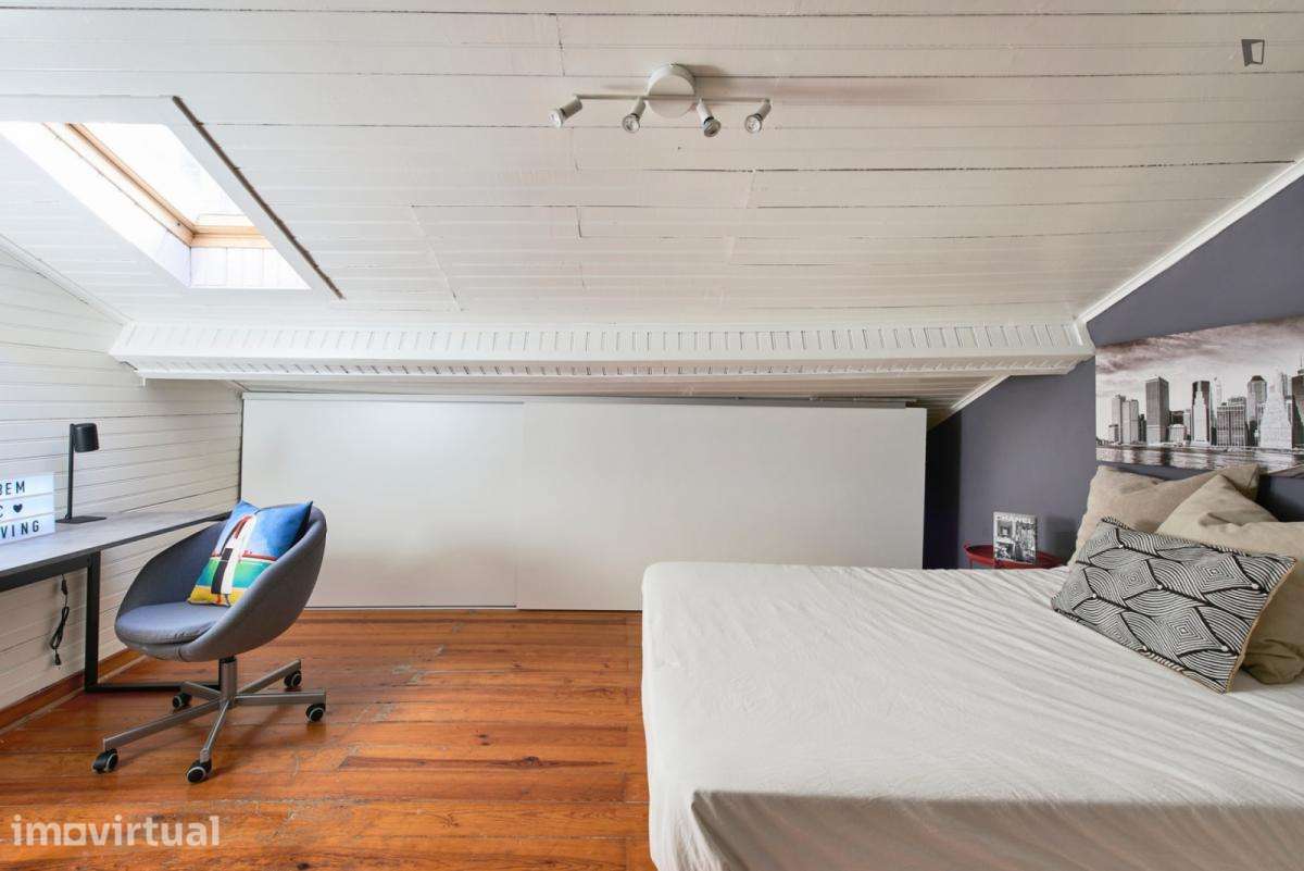 Quarto - localizado em Graça Lisbon - Grande imagem: 3/23