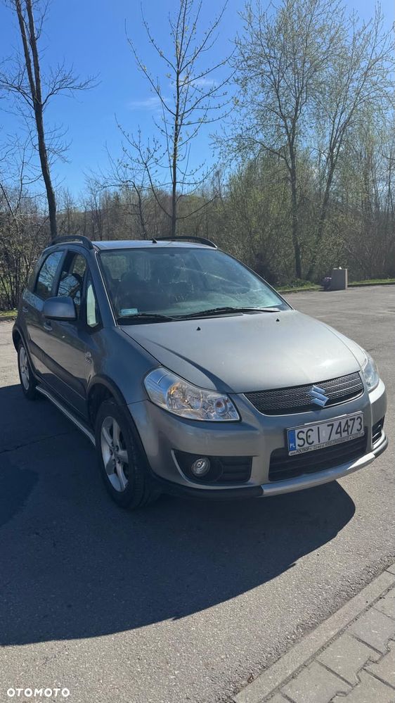 Suzuki SX4 1.9 DDiS DPF 4x4 Comfort - 2