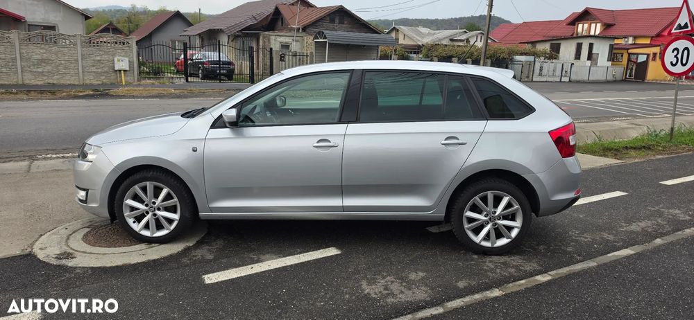 Skoda Rapid 1.6 TDI Elegance Green tec - 31