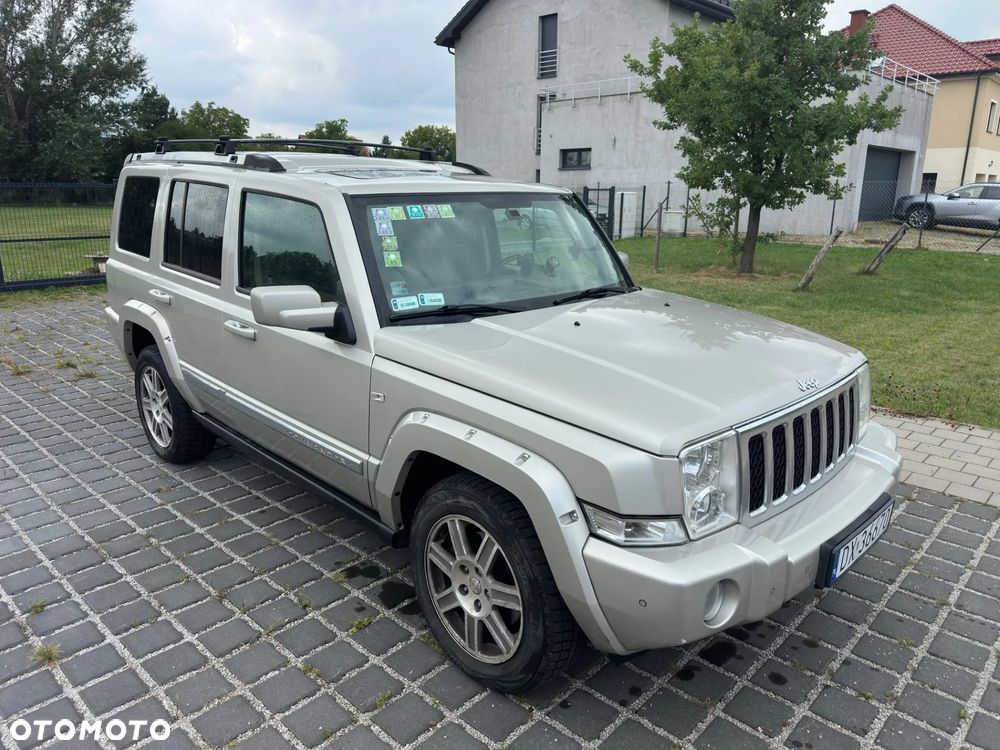 Jeep Commander 3.0 CRD Overland - 14