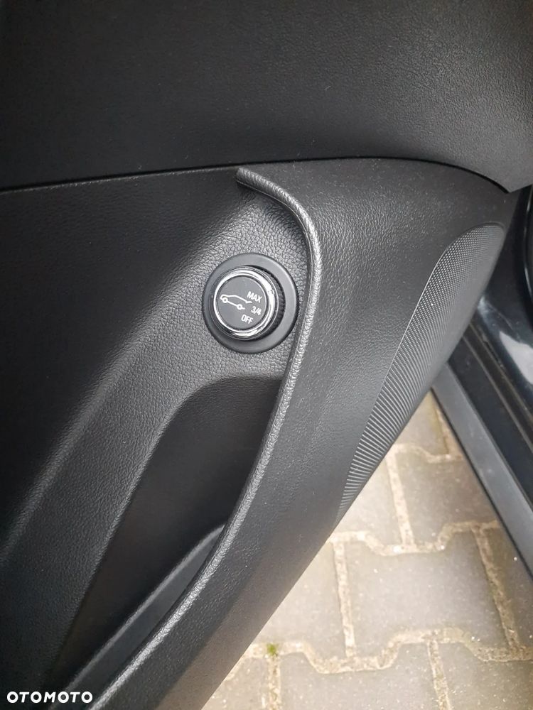 Opel Insignia 2.0 CDTI Sport - 17