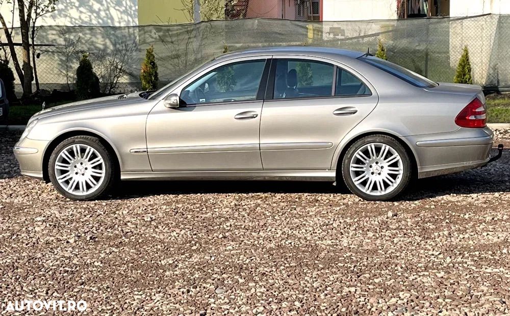 Mercedes-Benz E - 1