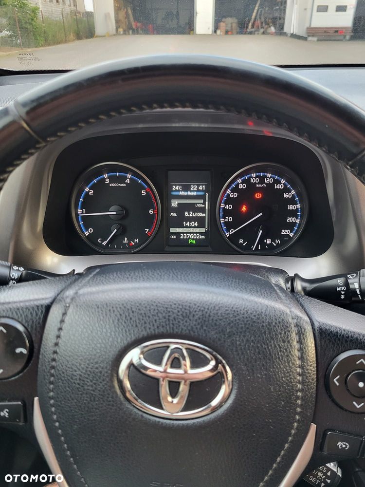 Toyota RAV4 2.0 D-4D Style 4x2 - 6