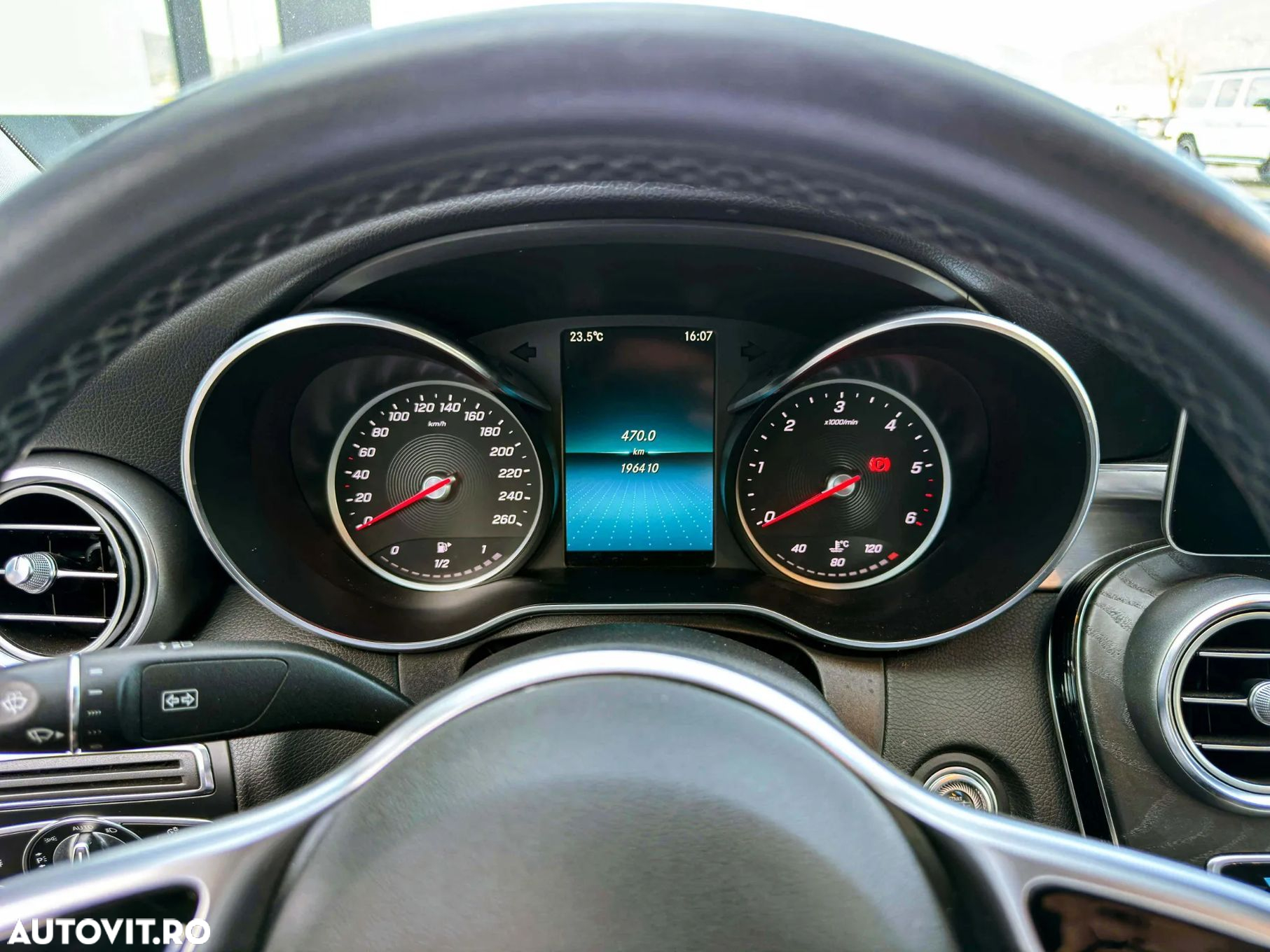 Mercedes-Benz C - 10