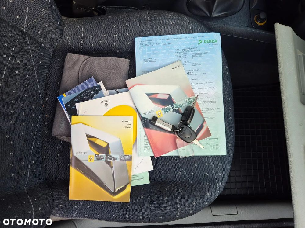 Renault Clio - 31