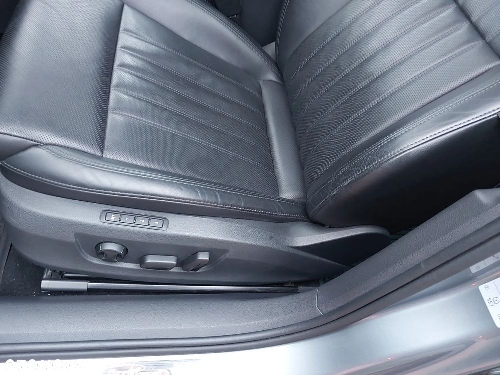 Skoda Superb 2.0 TDI 4x4 L&K DSG - 25