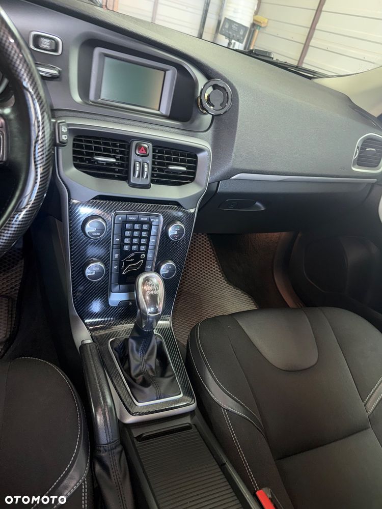Volvo V40 D3 Momentum - 15