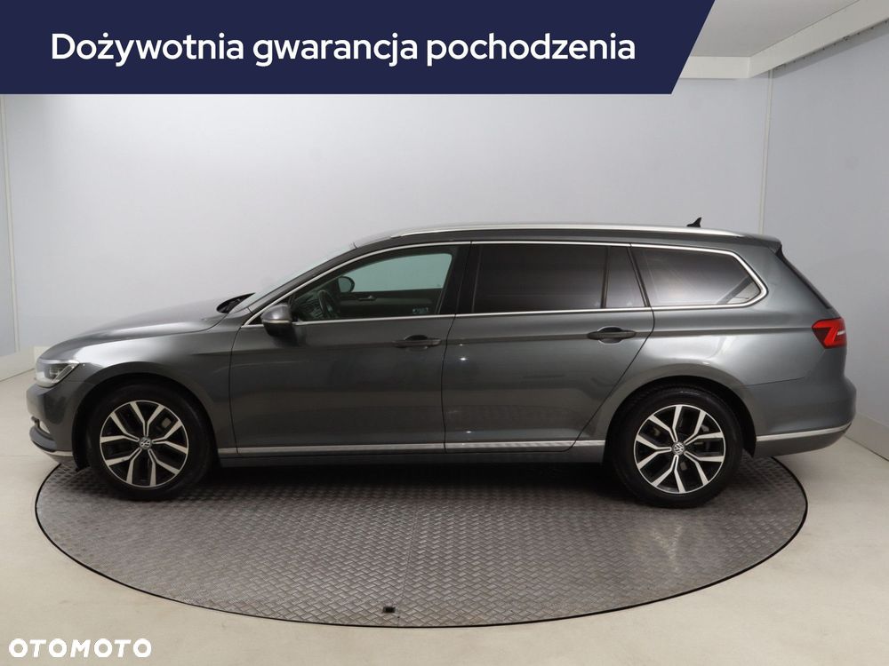 Volkswagen Passat Variant - 4