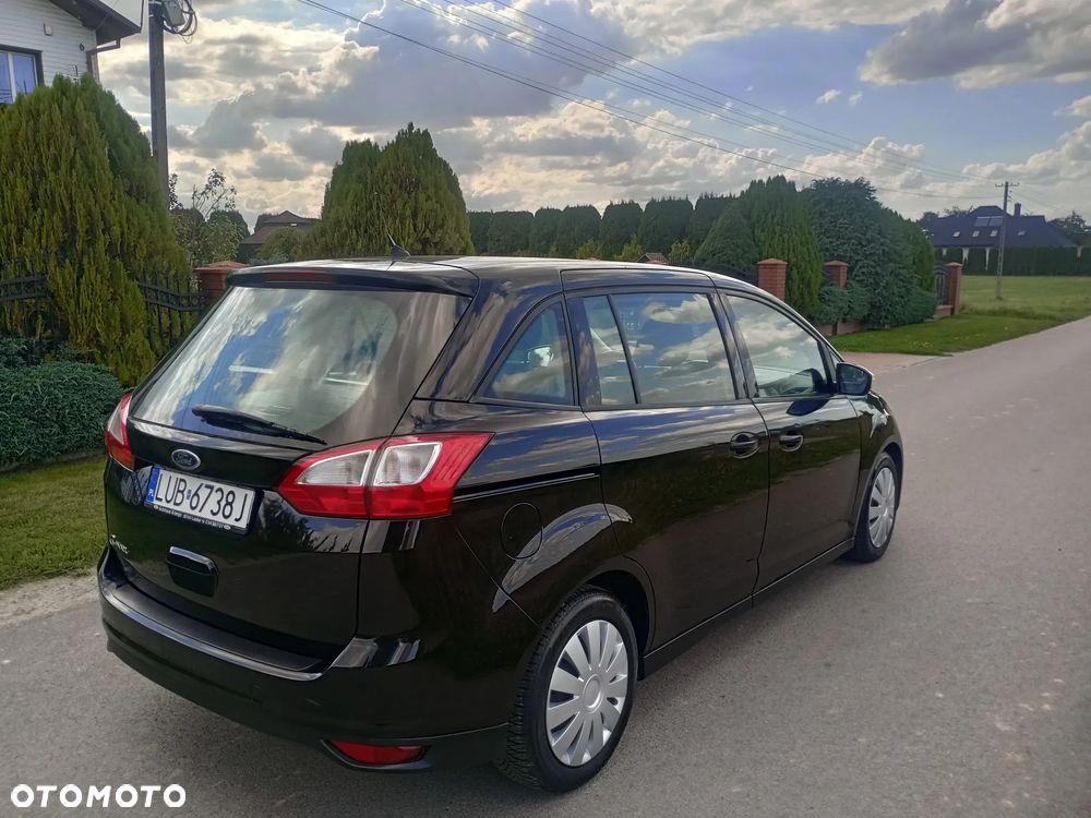 Ford Grand C-MAX - 8
