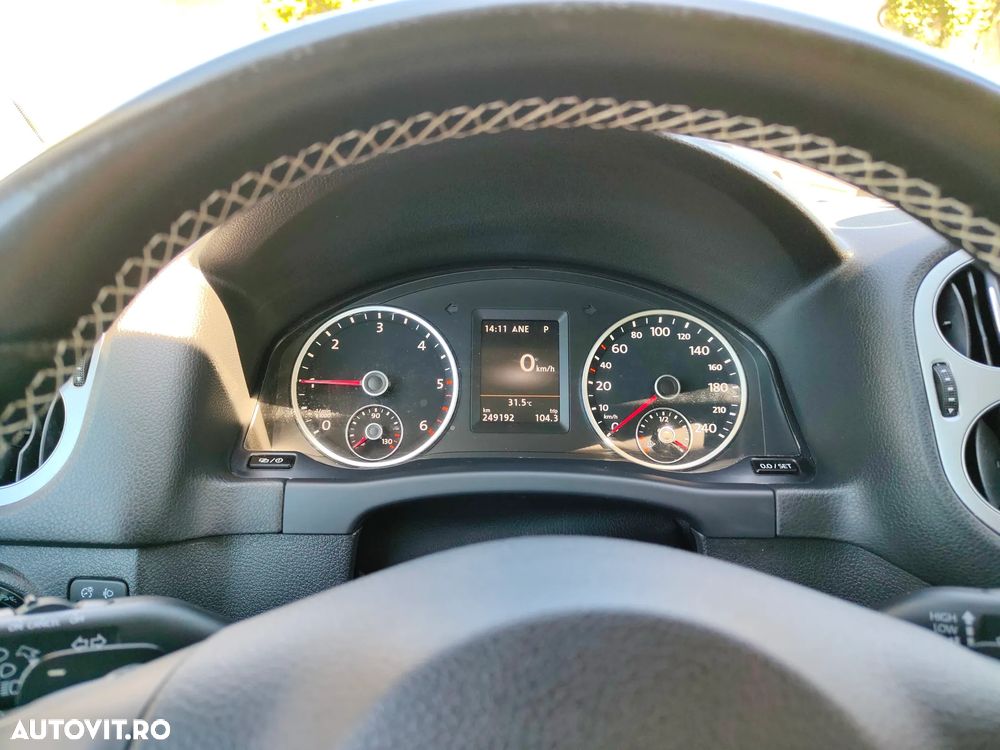 Volkswagen Tiguan 2.0 TDI 4Motion DSG Sport & Style - 13