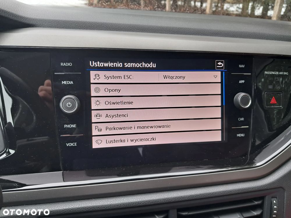 Volkswagen Polo 1.6 TDI SCR DSG Comfortline - 20