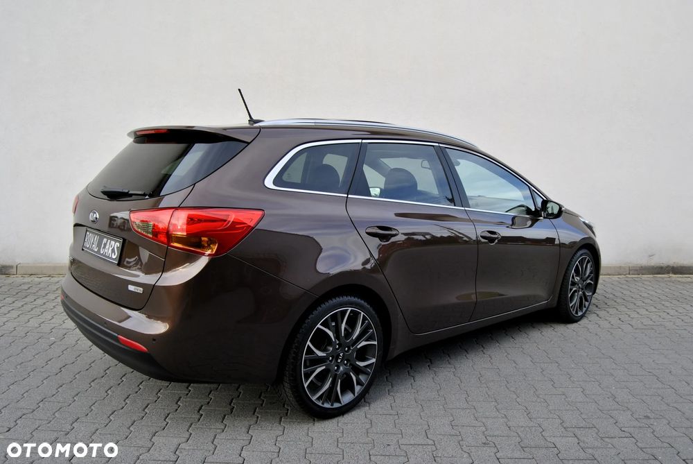 Kia Ceed 1.6 GDI Spirit - 9