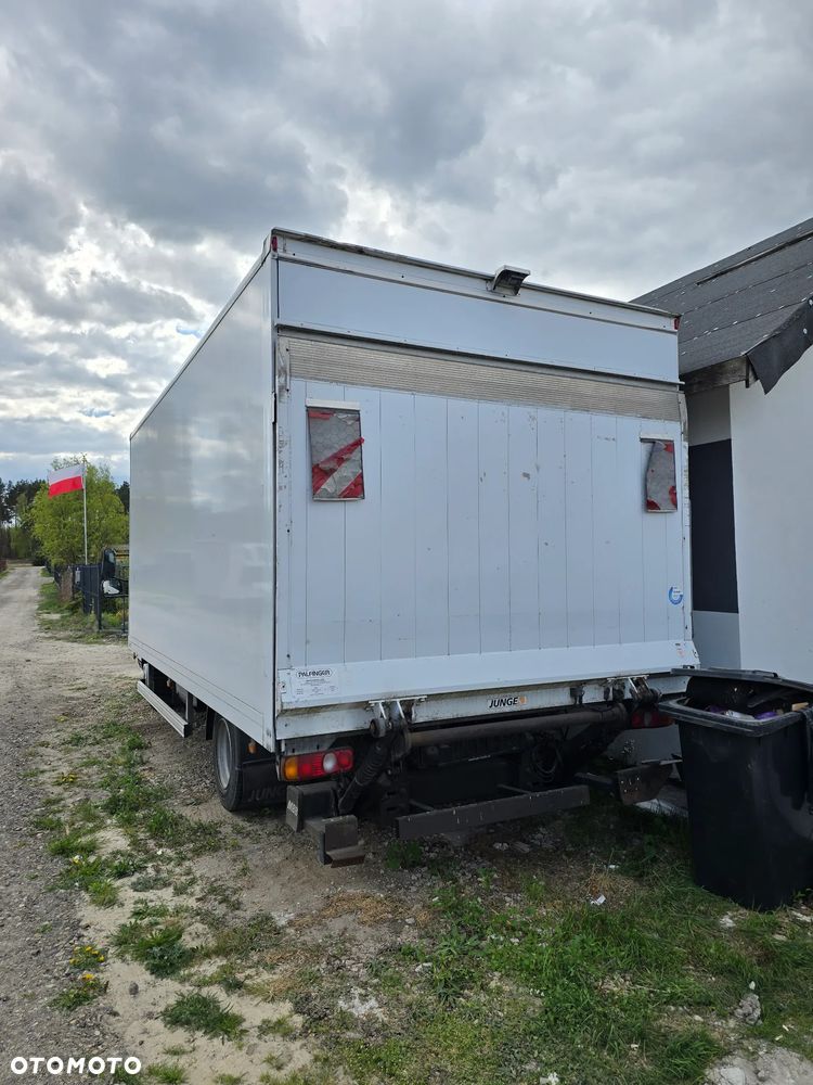Mitsubishi Fuso - 2