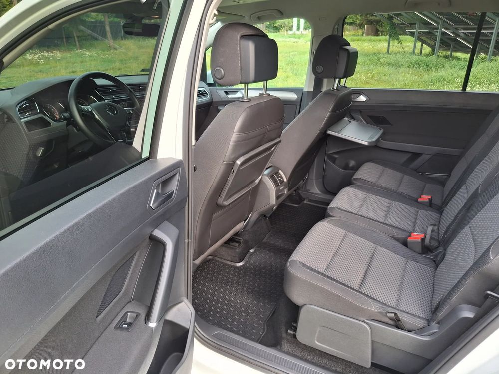 Volkswagen Touran 1.5 TSI EVO Comfortline DSG - 19