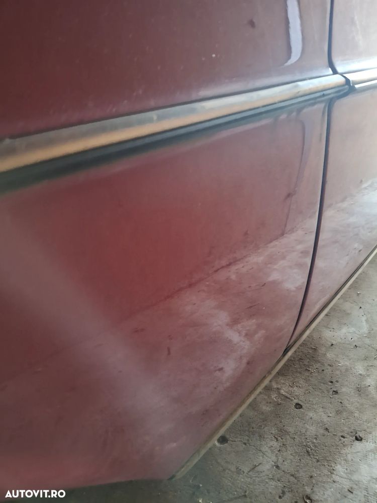 Mercedes-Benz W115 - 18