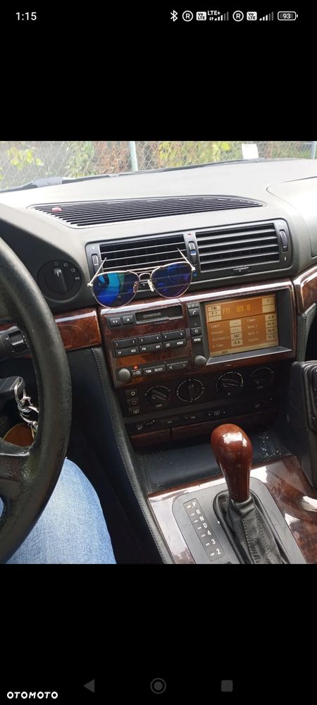 BMW Seria 7 740i V8 - 2