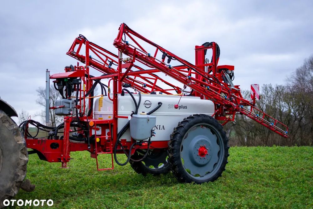 Unia UNIA PILMET PLUS – 2000 L OPRYSKIWACZ 1 WŁAŚCICIEL - 2