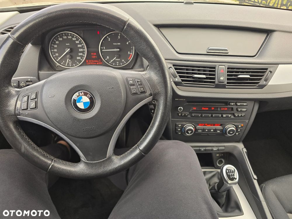 BMW X1 sDrive20d - 14