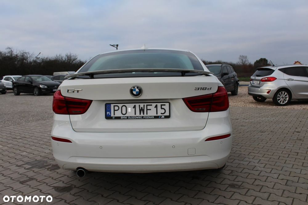 BMW 3GT 318d - 12
