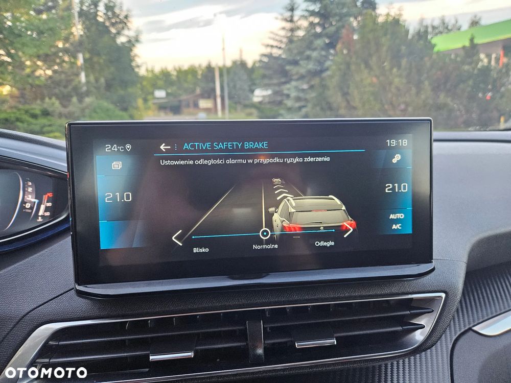 Peugeot 3008 BlueHDi 130 Stop & Start EAT8 Active - 26