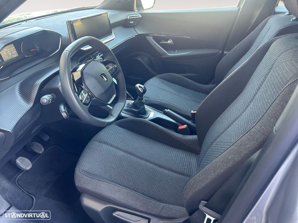 Peugeot 2008 1.2 PureTech Style - 9