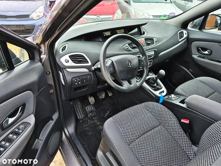 Renault Scenic 1.6 16V 110 TomTom Edition - 27