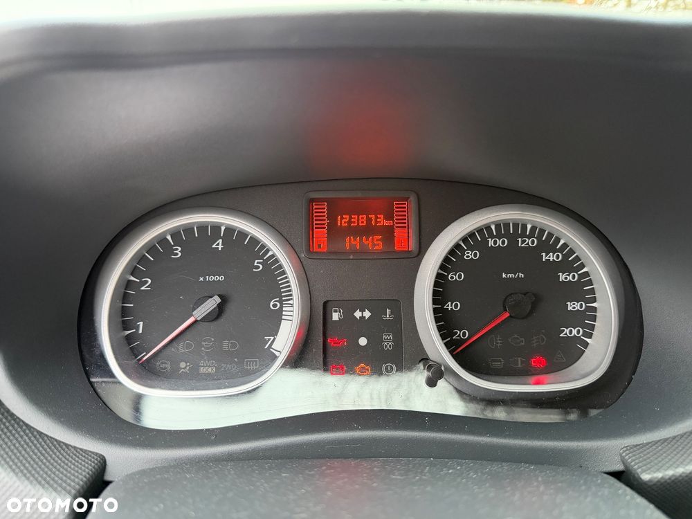 Dacia Duster 1.5 dCi Laureate - 13